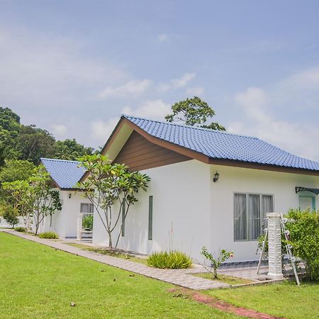 Halcyon Days @ Langkawi Apartment Pantai Cenang  Ngoại thất bức ảnh