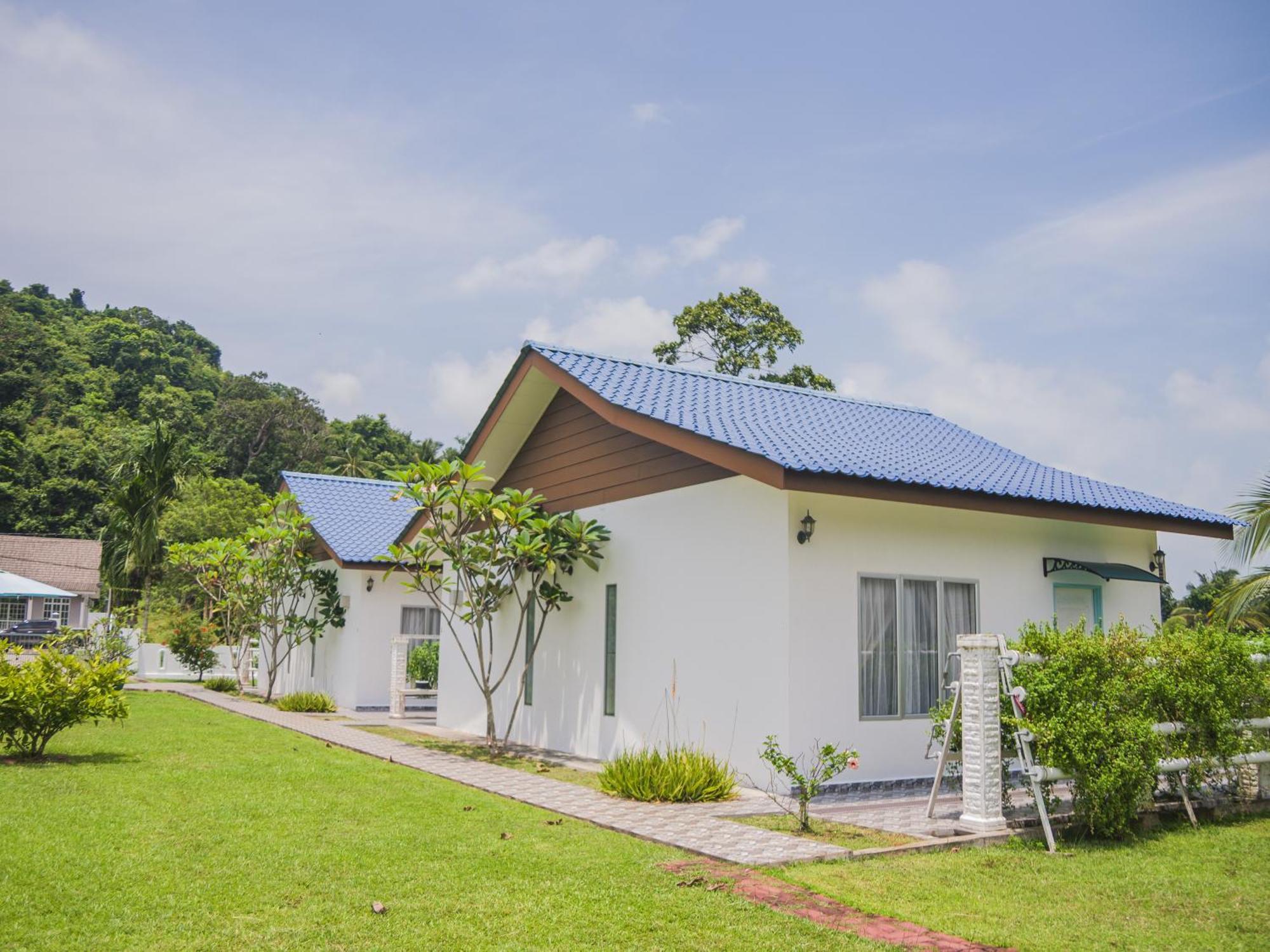 Halcyon Days @ Langkawi Apartment Pantai Cenang  Ngoại thất bức ảnh