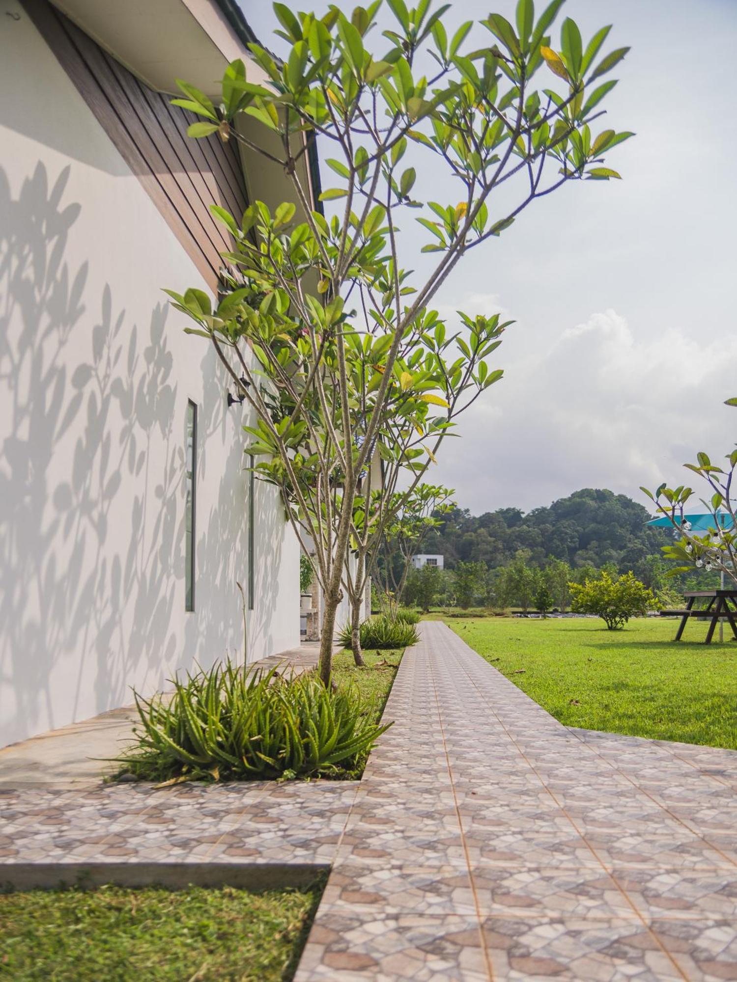 Halcyon Days @ Langkawi Apartment Pantai Cenang  Ngoại thất bức ảnh
