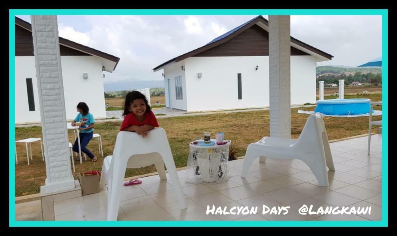 Halcyon Days @ Langkawi Apartment Pantai Cenang  Ngoại thất bức ảnh